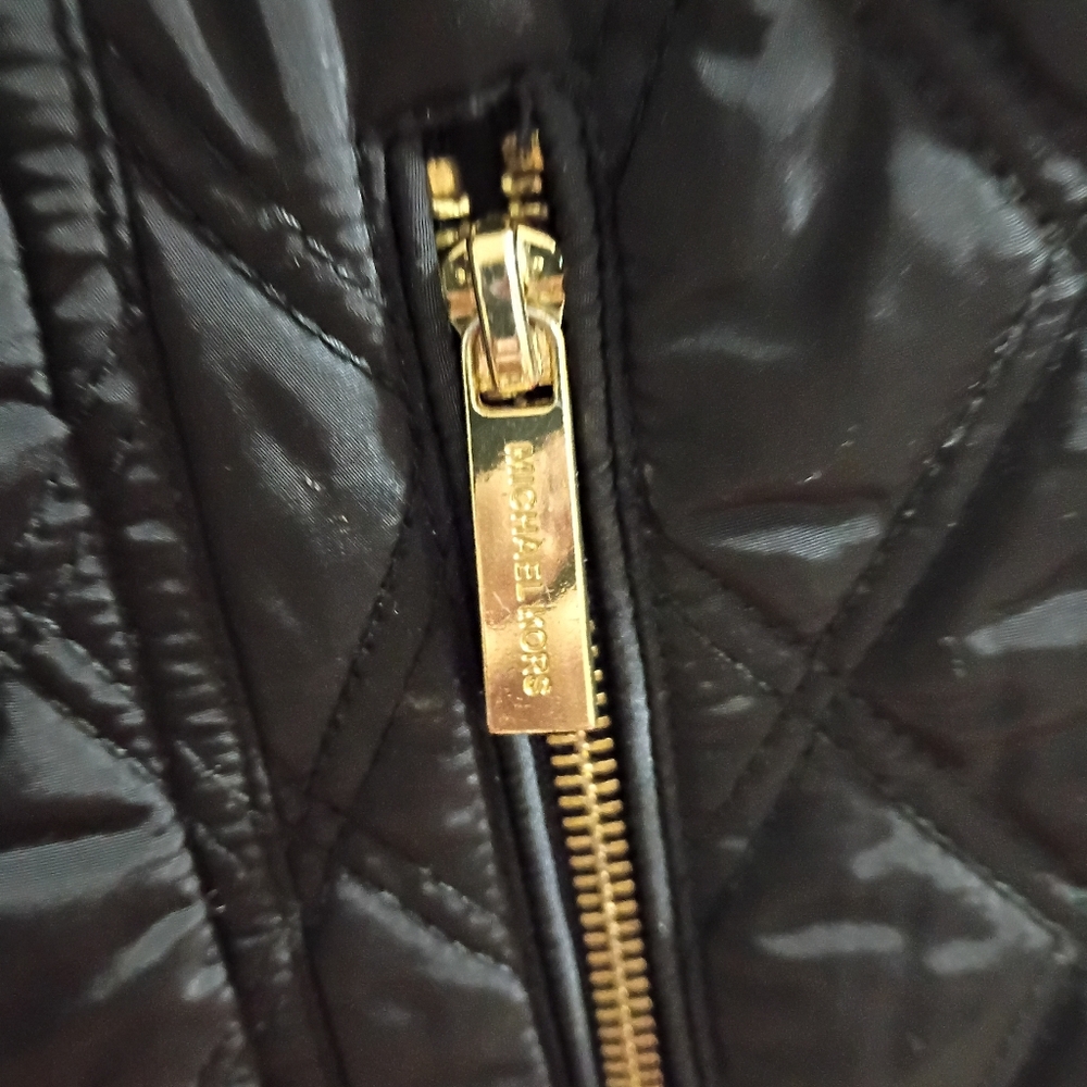 Michael Kors Black Quilted Utility Jacket.pit To Pit 20" Very Good Condition. - Picture 11 of 12